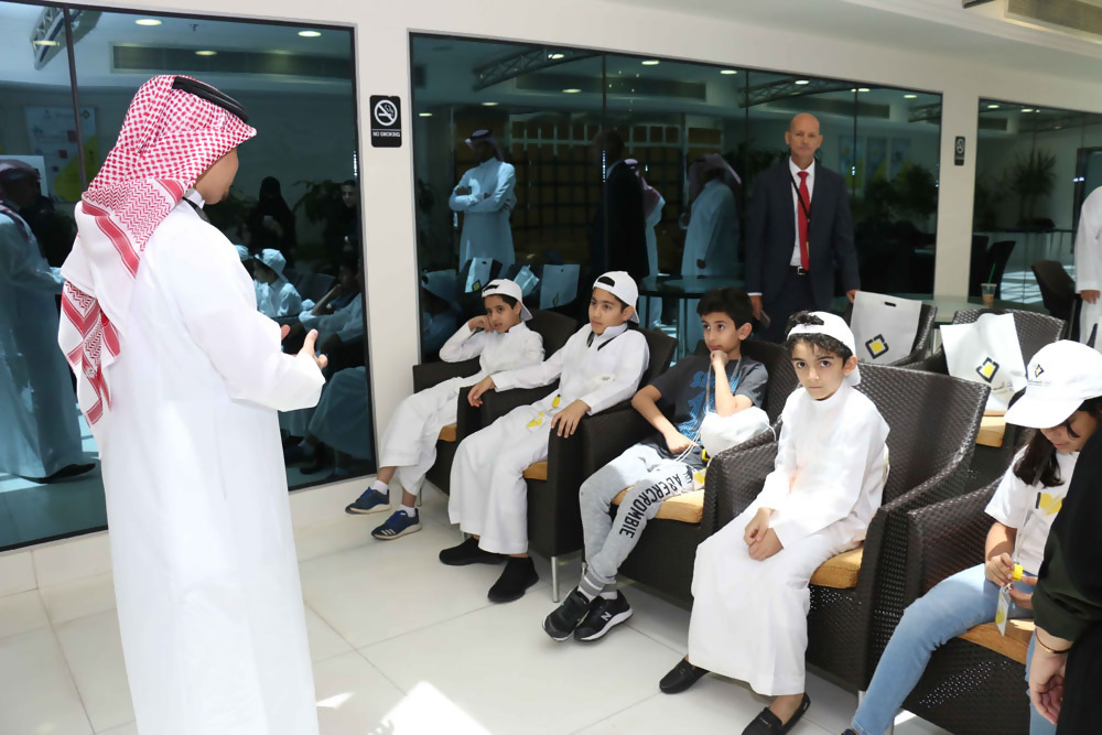 His Excellency the Minister of Education honors The Saudi Investment Bank for its contribution to the recruitment of disabled manpower for the year 2022